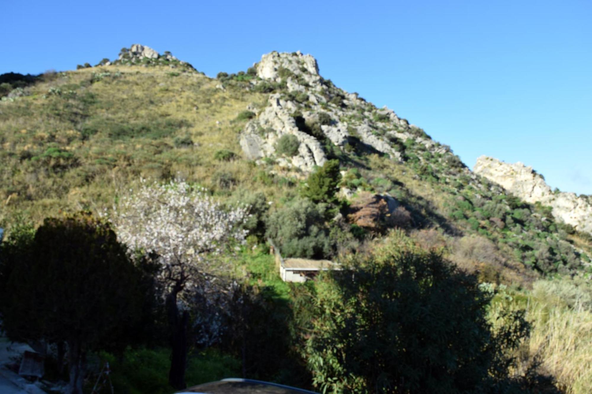 Granatelli Holiday Home Altavilla Milicia Exterior photo